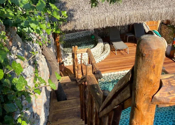 Levissi Otantic Stone In Vila *