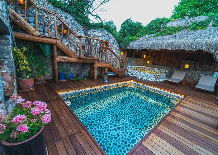 Levissi Otantic Stone In Vila